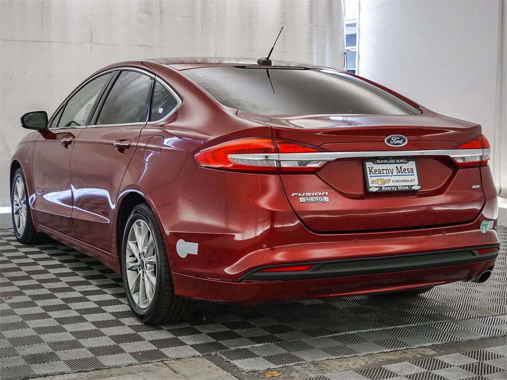 2017 Ford Fusion Energi SE photo 6