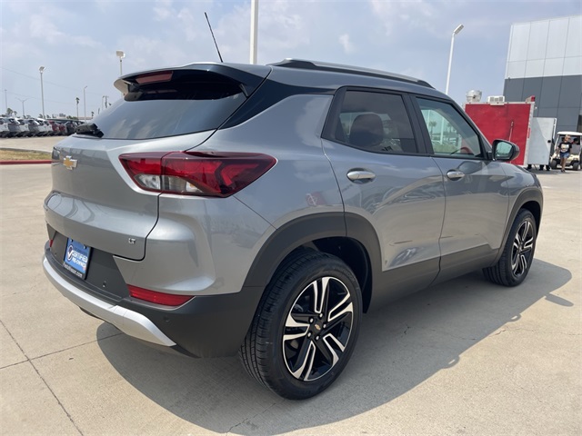 2025 Chevrolet Trailblazer LT photo 4