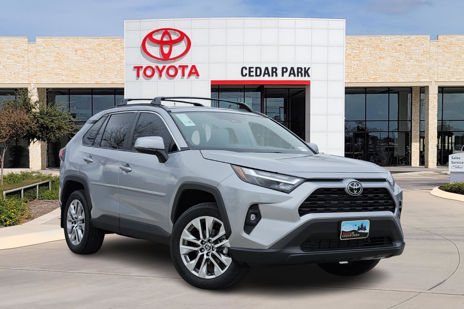 2025 Toyota RAV4 XLE Premium's photo