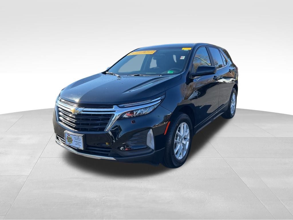 2022 Chevrolet Equinox LT photo 3