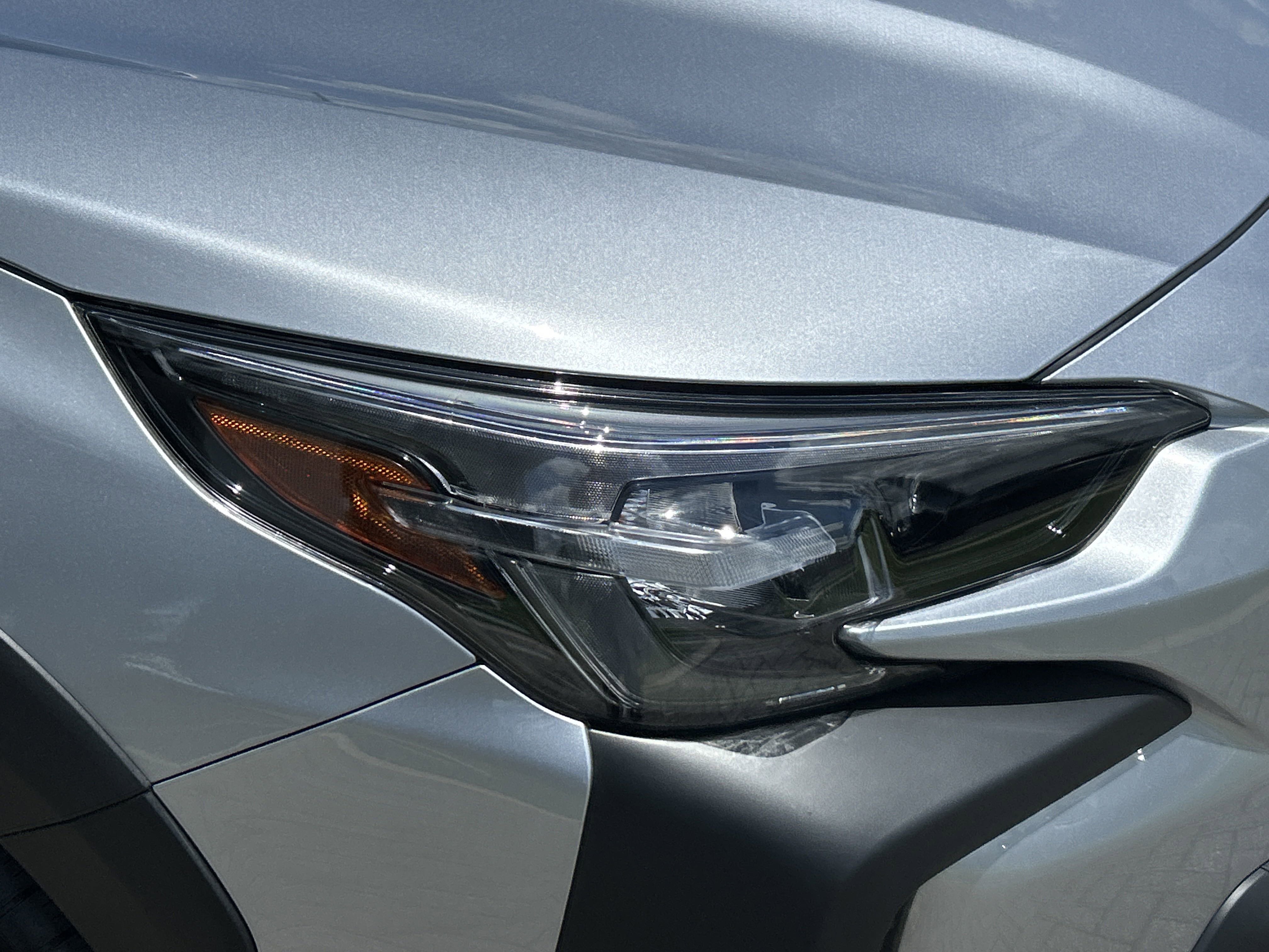 2025 Subaru Outback Touring photo 2