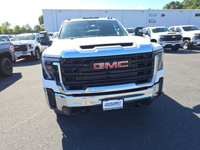 2024 Gmc Sierra 3500 HD Pro photo 2