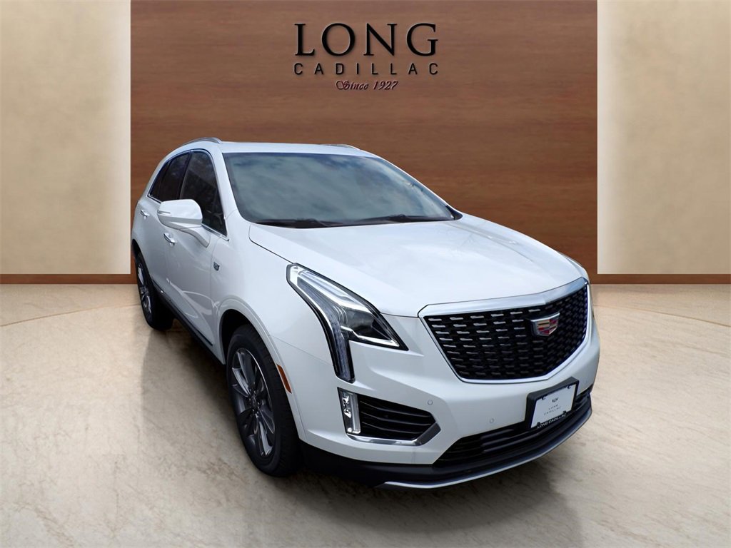 2025 Cadillac XT5 Premium Luxury photo 3
