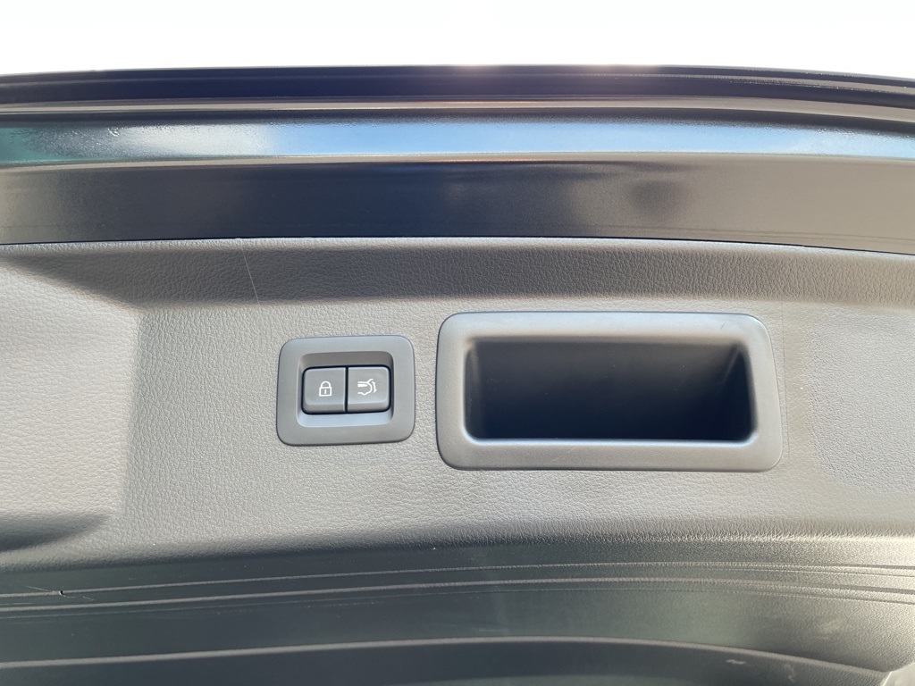 2025 Mazda CX-50 Premium photo 6