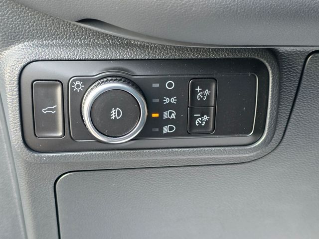 2025 Ford Explorer ST photo 10