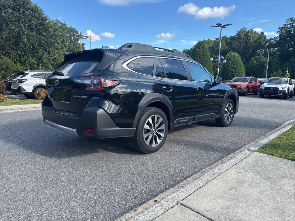 2023 Subaru Outback Limited photo 2