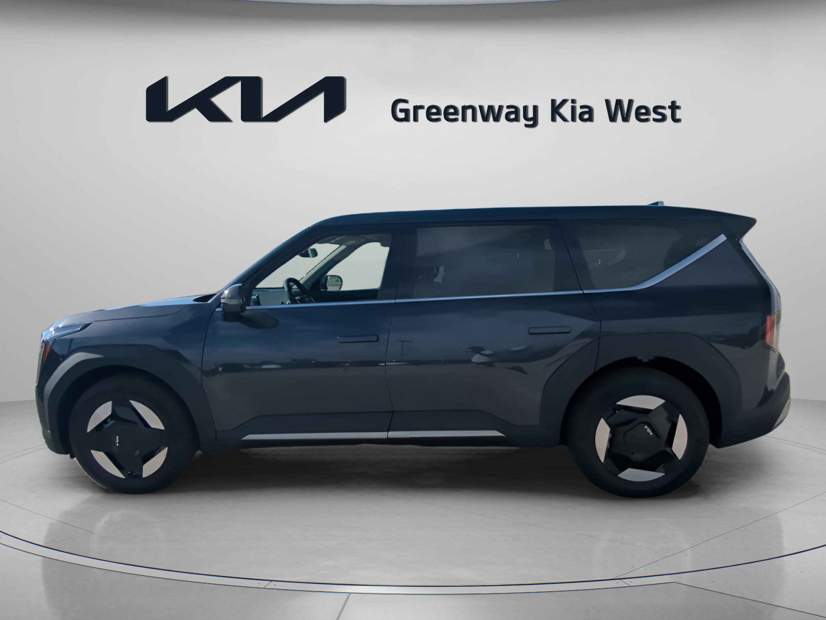 2026 Kia EV9 Light Long Range photo 2