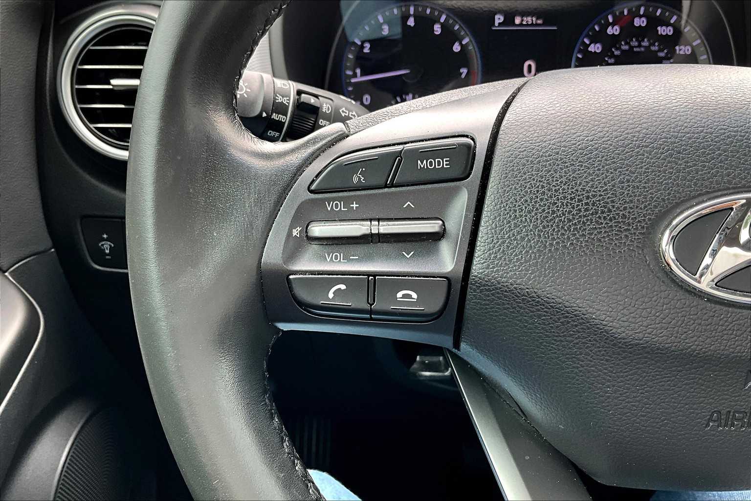 2021 Hyundai Kona Ultimate photo 17