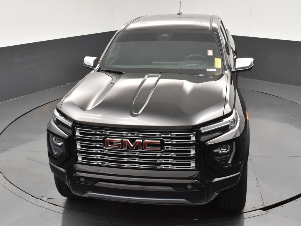 2024 Gmc Canyon Denali photo 23