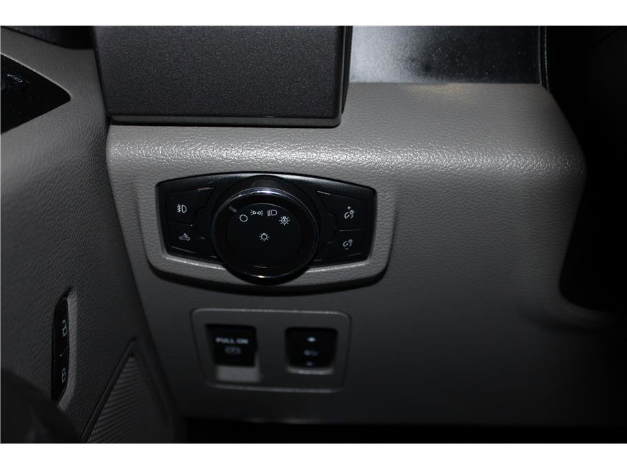 2019 Ford F-150 XLT photo 24
