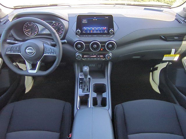 2025 Nissan Sentra SV photo 13