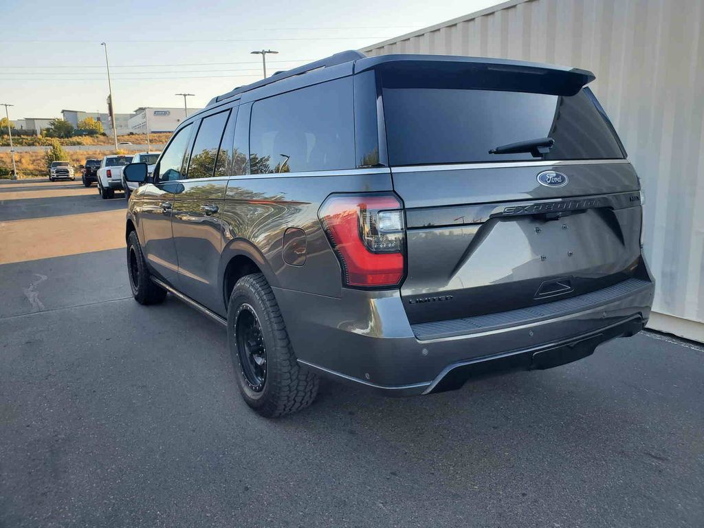 2021 Ford Expedition MAX Limited photo 5