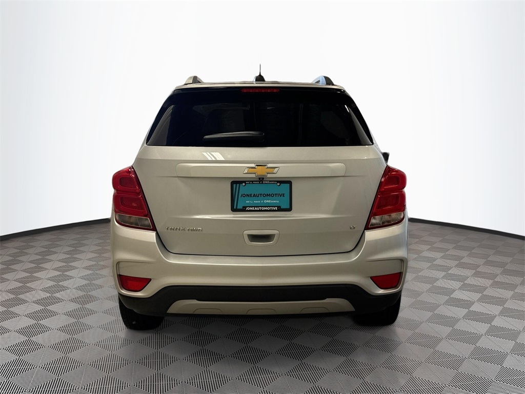 2018 Chevrolet Trax LT photo 11