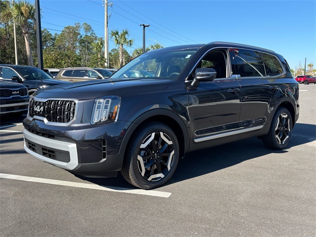2025 Kia Telluride EX photo 2