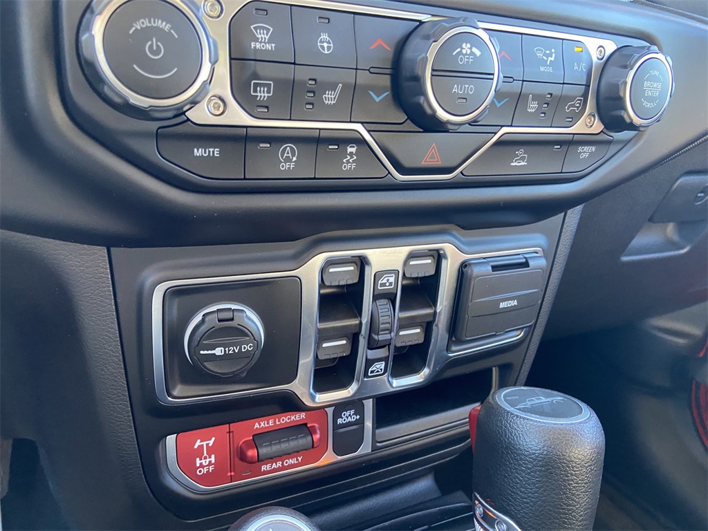 2023 Jeep Gladiator Mojave photo 19