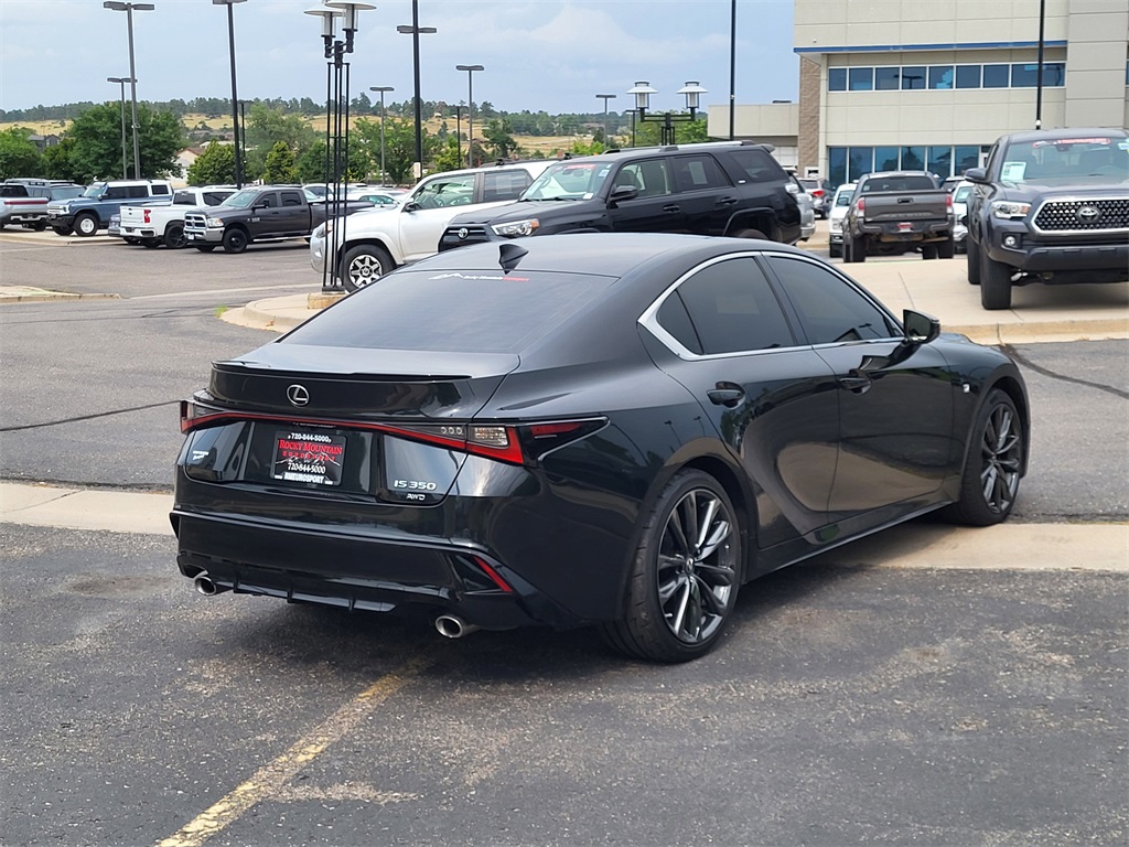 2022 Lexus IS 350 F SPORT photo 4