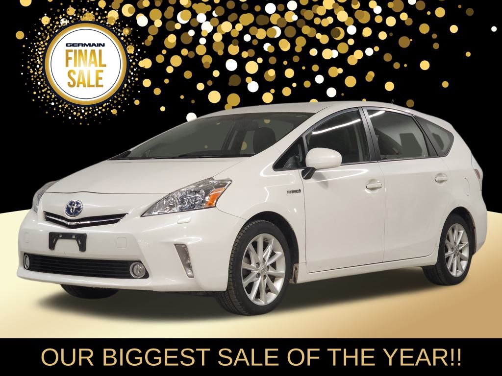 2012 Toyota Prius v Five's photo