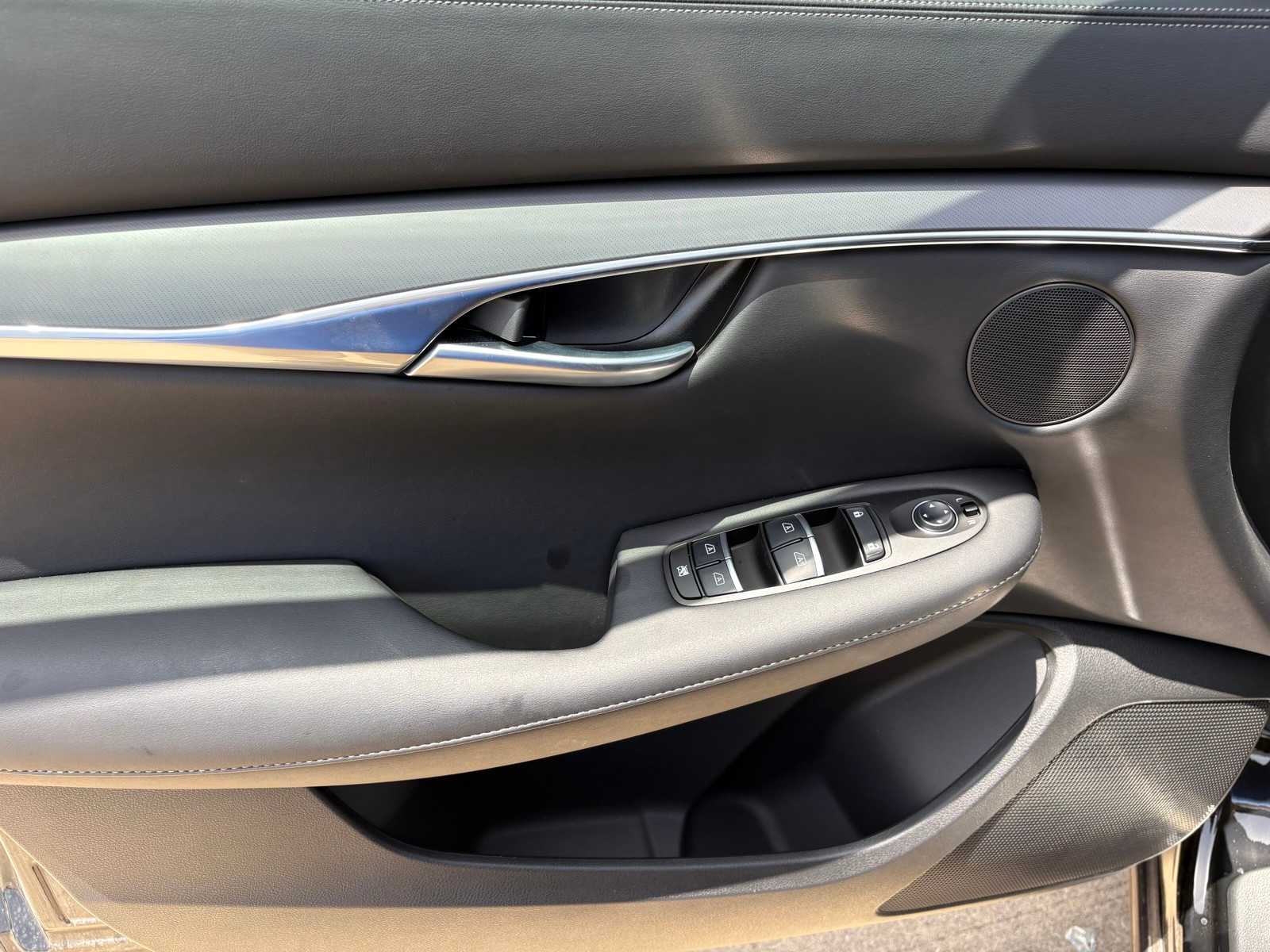 New 2025 BLACK OBSIDIAN INFINITI PURE AWD image 13