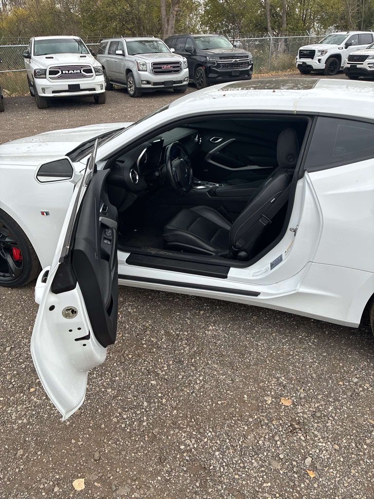 Used 2022 Chevrolet Camaro 2LT with VIN 1G1FD1RS7N0107152 for sale in Coon Rapids, Minnesota