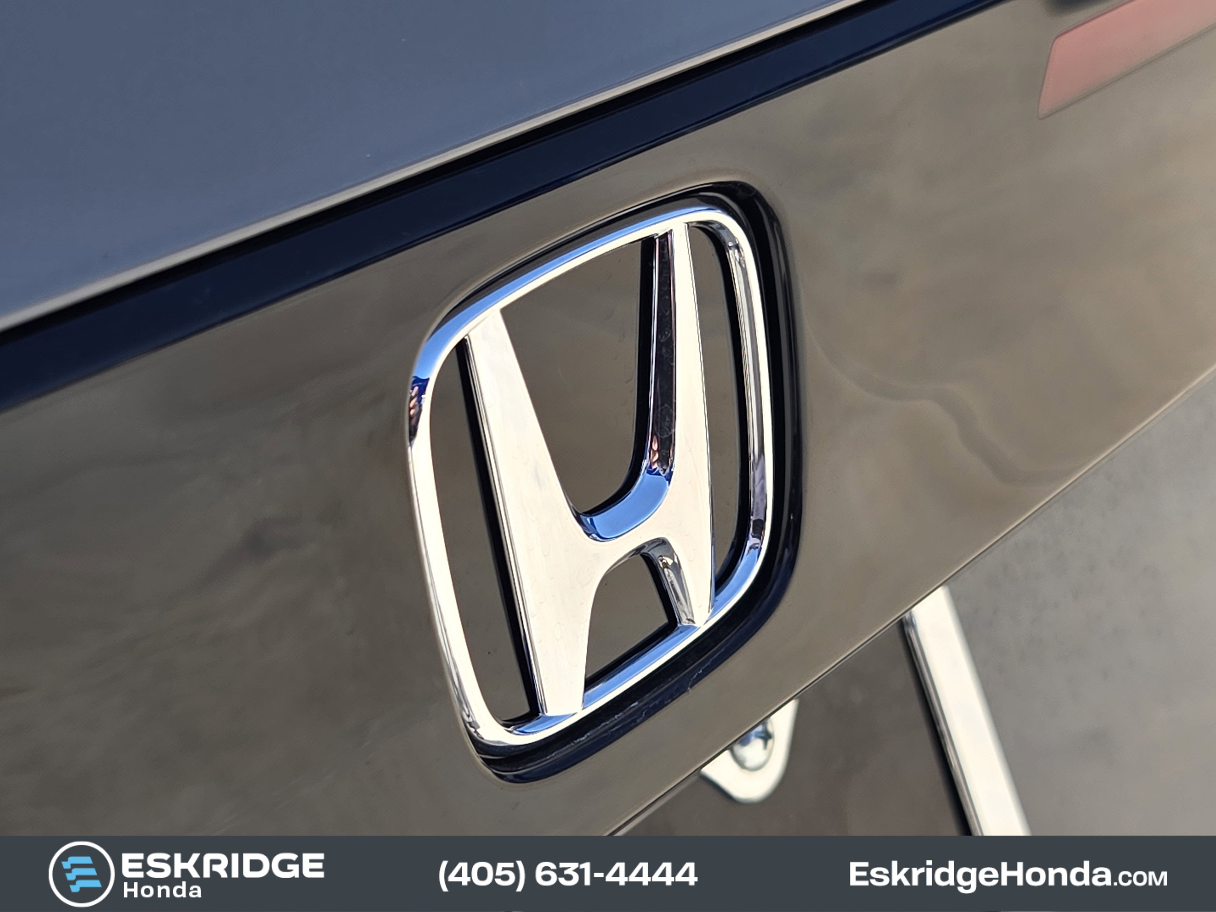 2025 Honda Accord Hybrid Touring photo 3