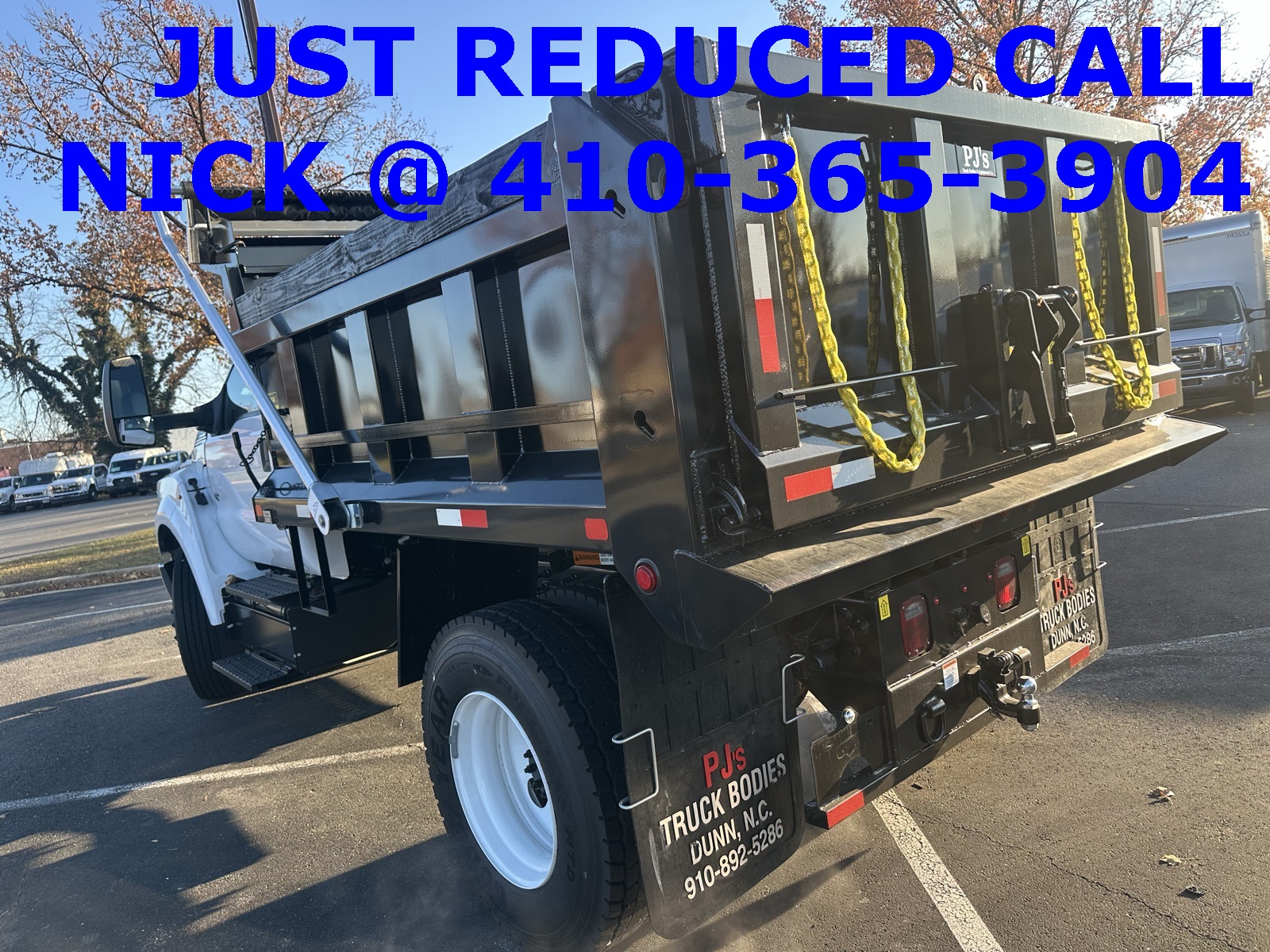 2025 Ford F-650 Base photo 2