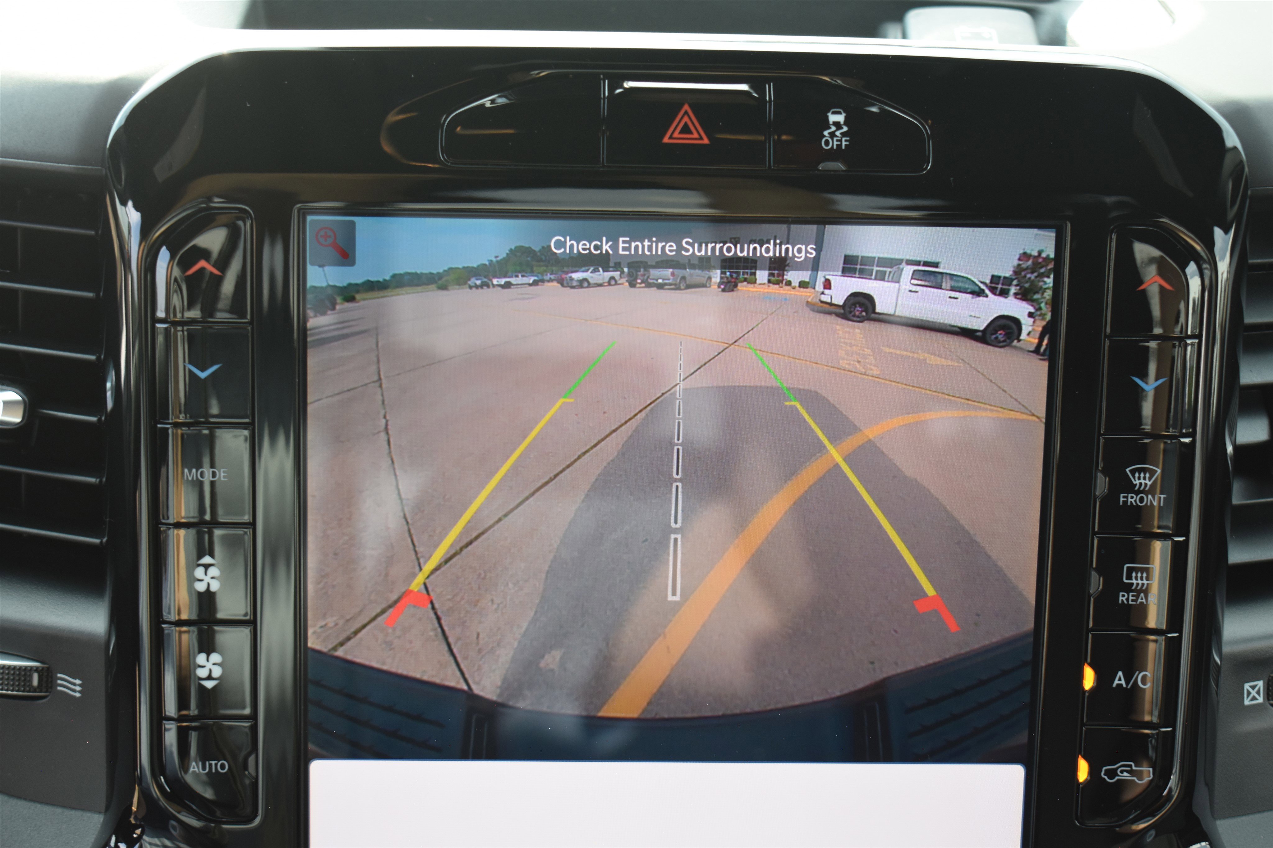 2026 Ram 2500 Tradesman photo 12