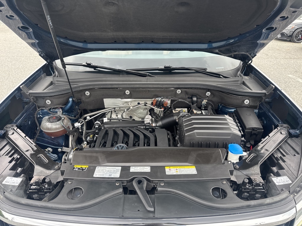 2023 Volkswagen Atlas Cross Sport V6 SEL Premium R-Line photo 36