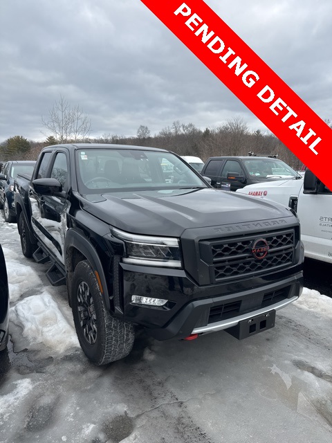 2023 Nissan Frontier PRO-4X's photo