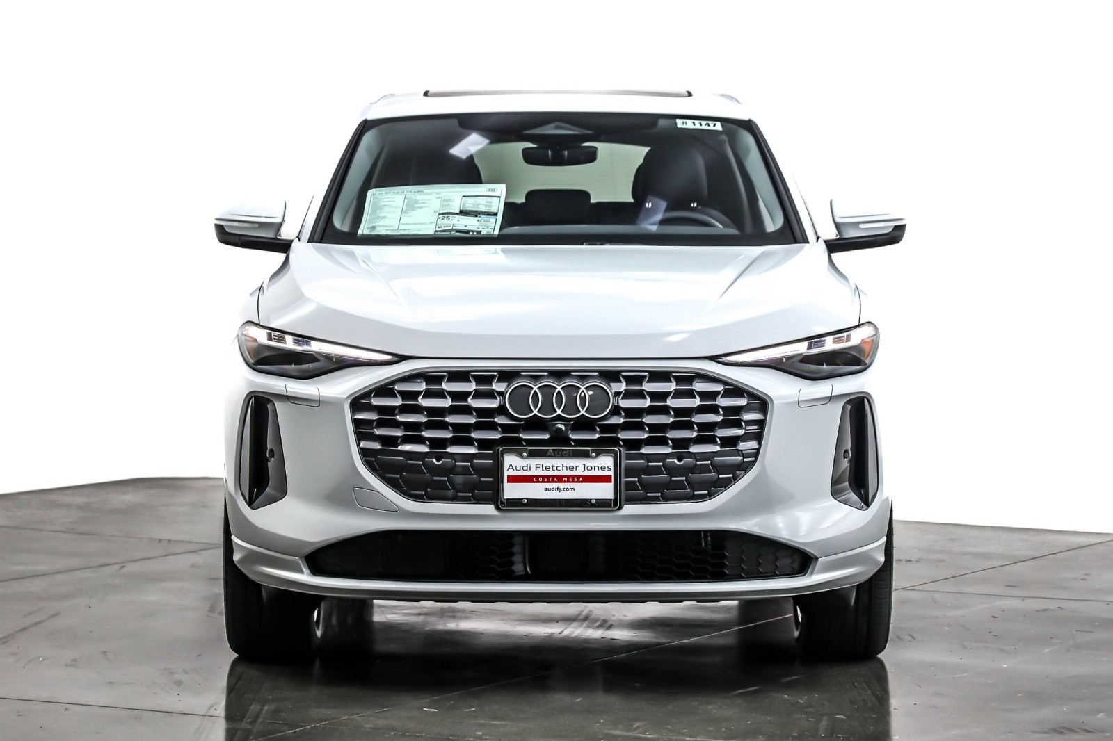 2025 Audi Q5 Premium Plus TFSI photo 2