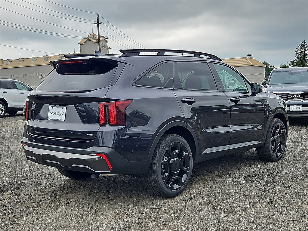 2025 Kia Sorento X-Line SX photo 3