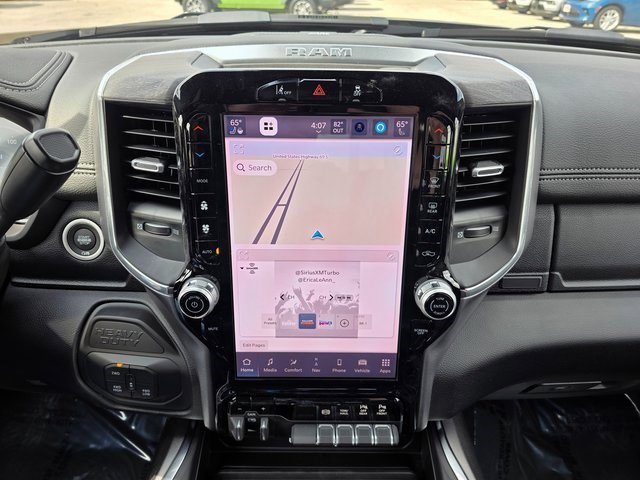 2025 Ram 2500 Laramie photo 28