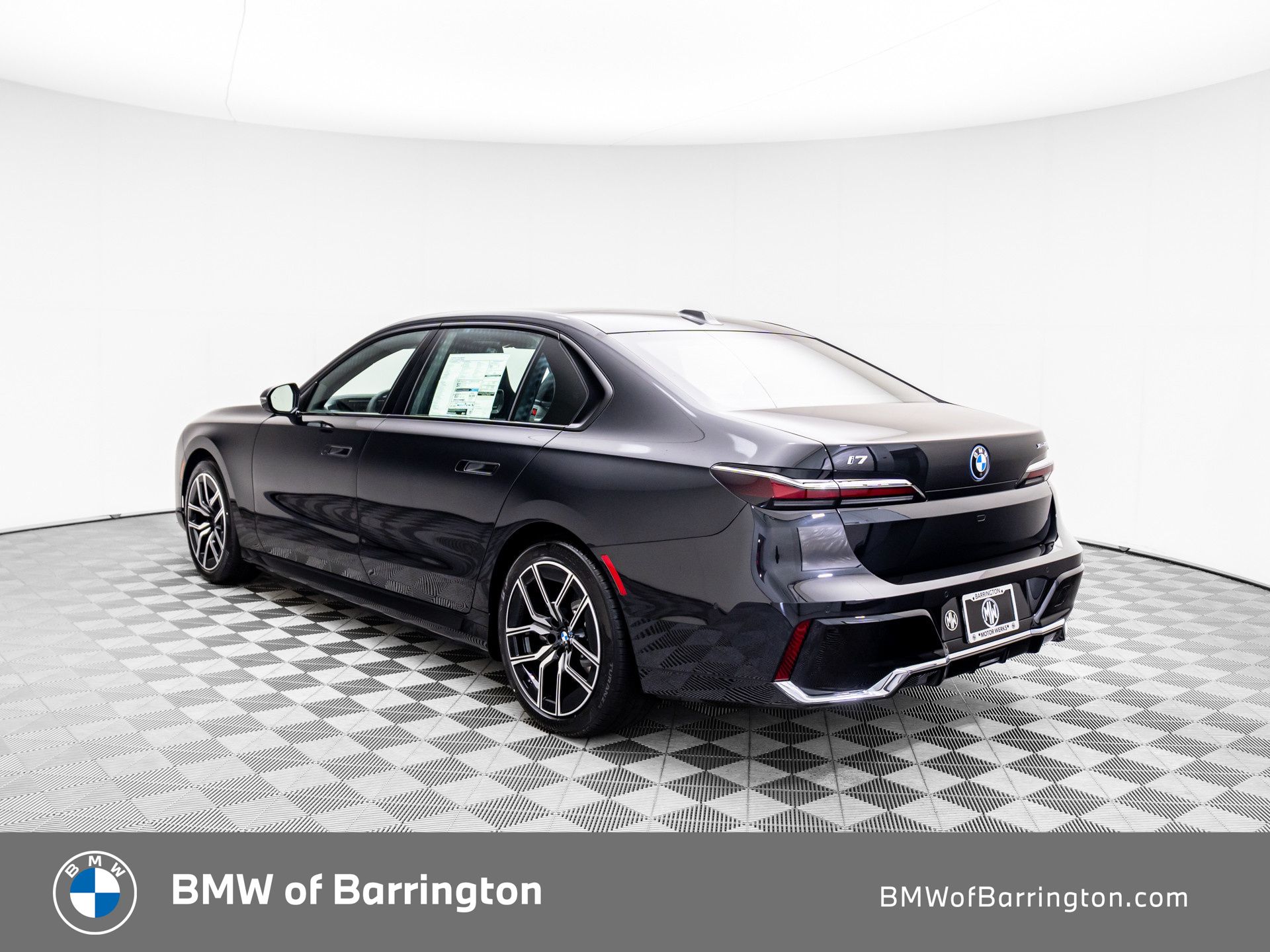 New 2025 Black Sapphire Metallic BMW xDrive60 image 3