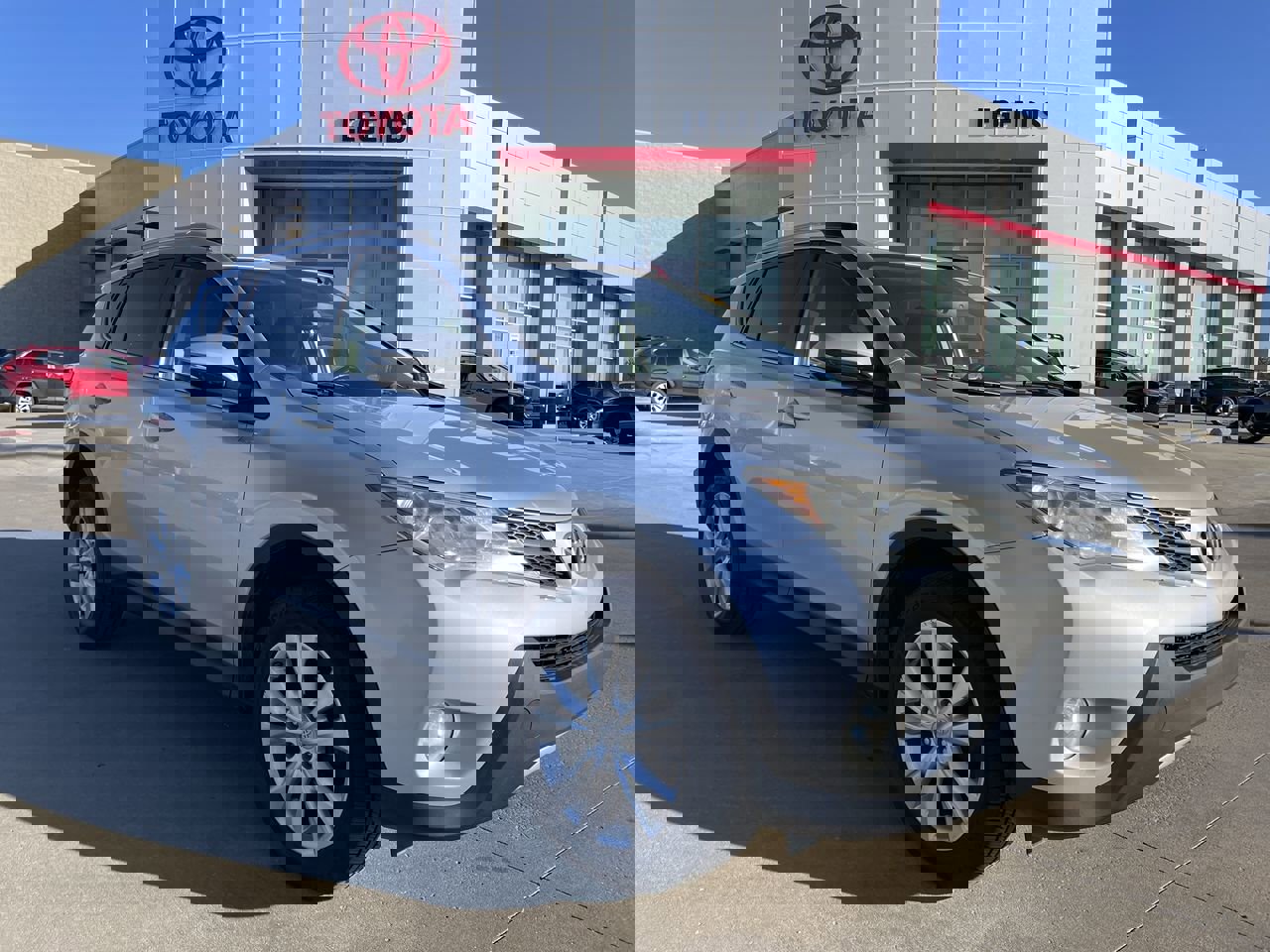 2015 Toyota RAV4 Limited's photo