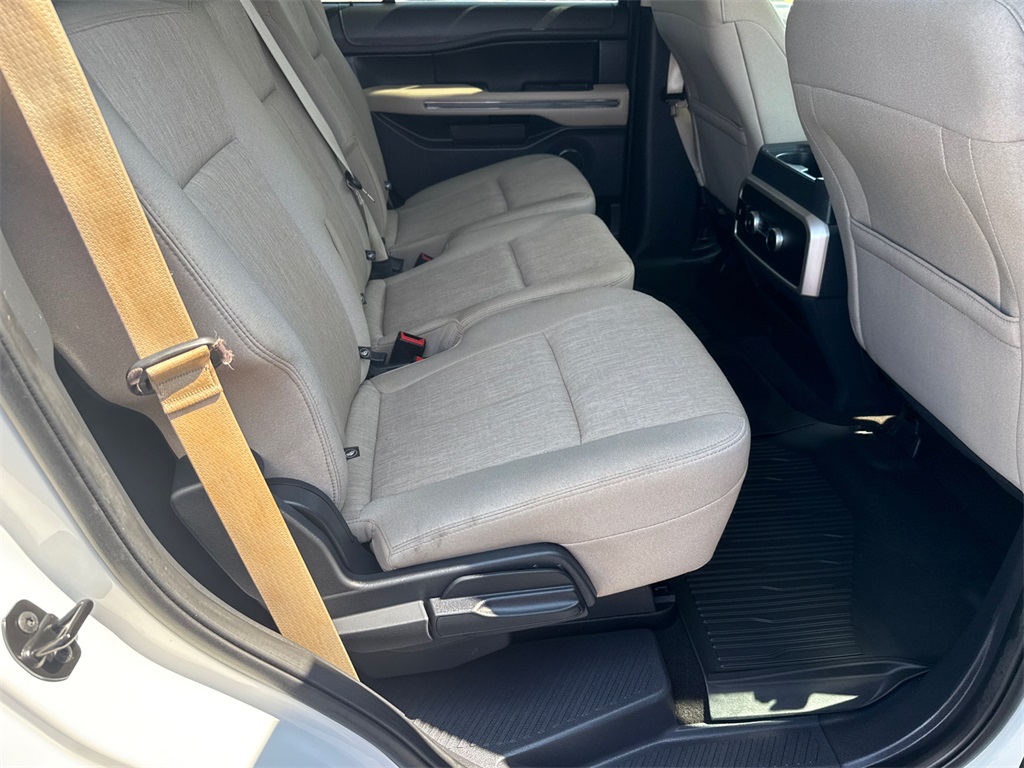 2023 Ford Expedition XLT photo 14