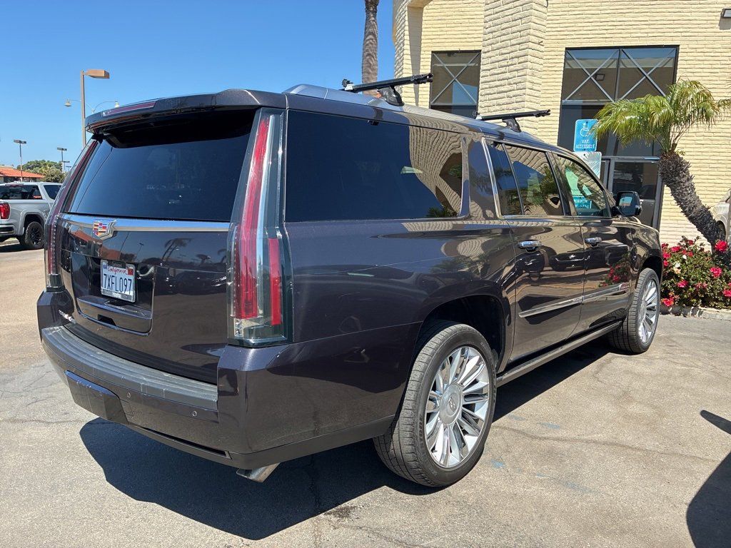 2016 Cadillac Escalade ESV Platinum photo 4