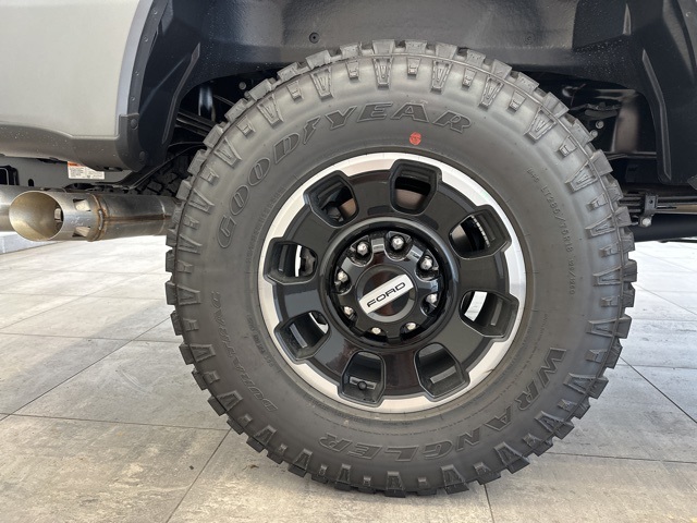 2025 Ford F-350 Lariat photo 36