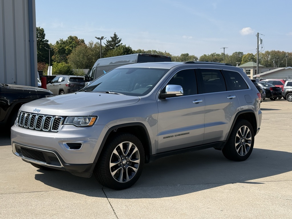 2018 Jeep Grand Cherokee Limited photo 2
