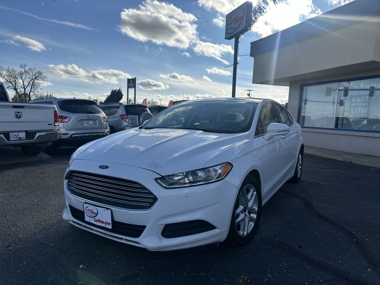 2016 Ford Fusion SE's photo