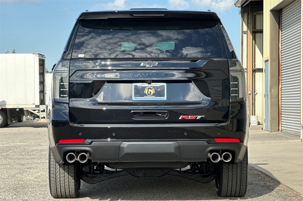 2025 Chevrolet Tahoe RST photo 4