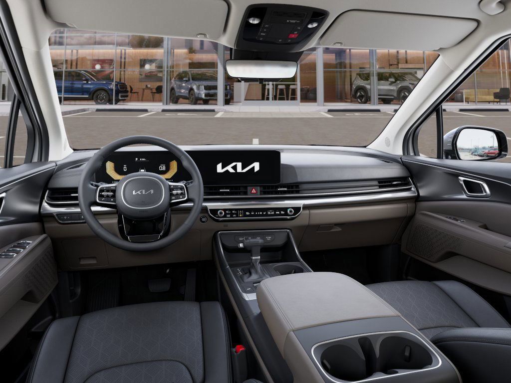 2026 Kia Carnival LXS photo 12