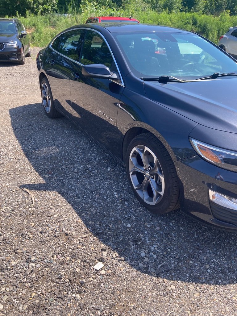 2023 Chevrolet Malibu 1LT photo 3