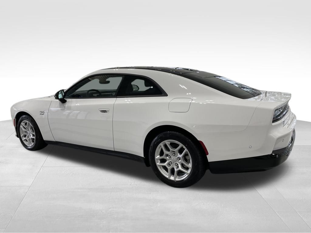 2025 Dodge Charger R/T photo 8