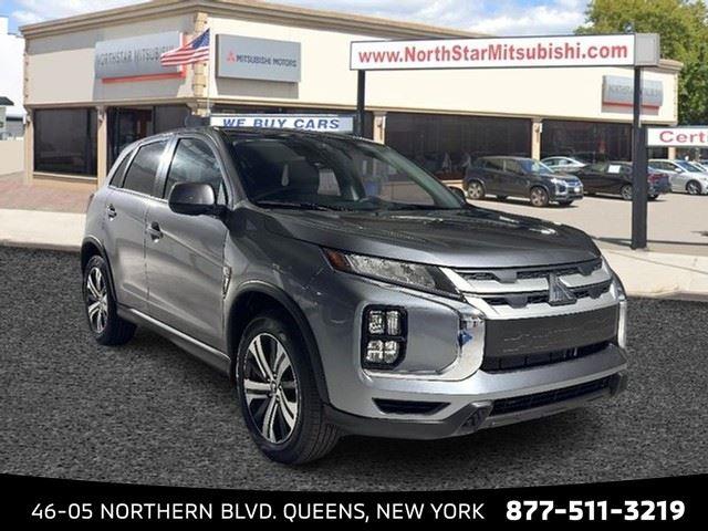 2025 Mitsubishi Outlander Sport ES photo 2