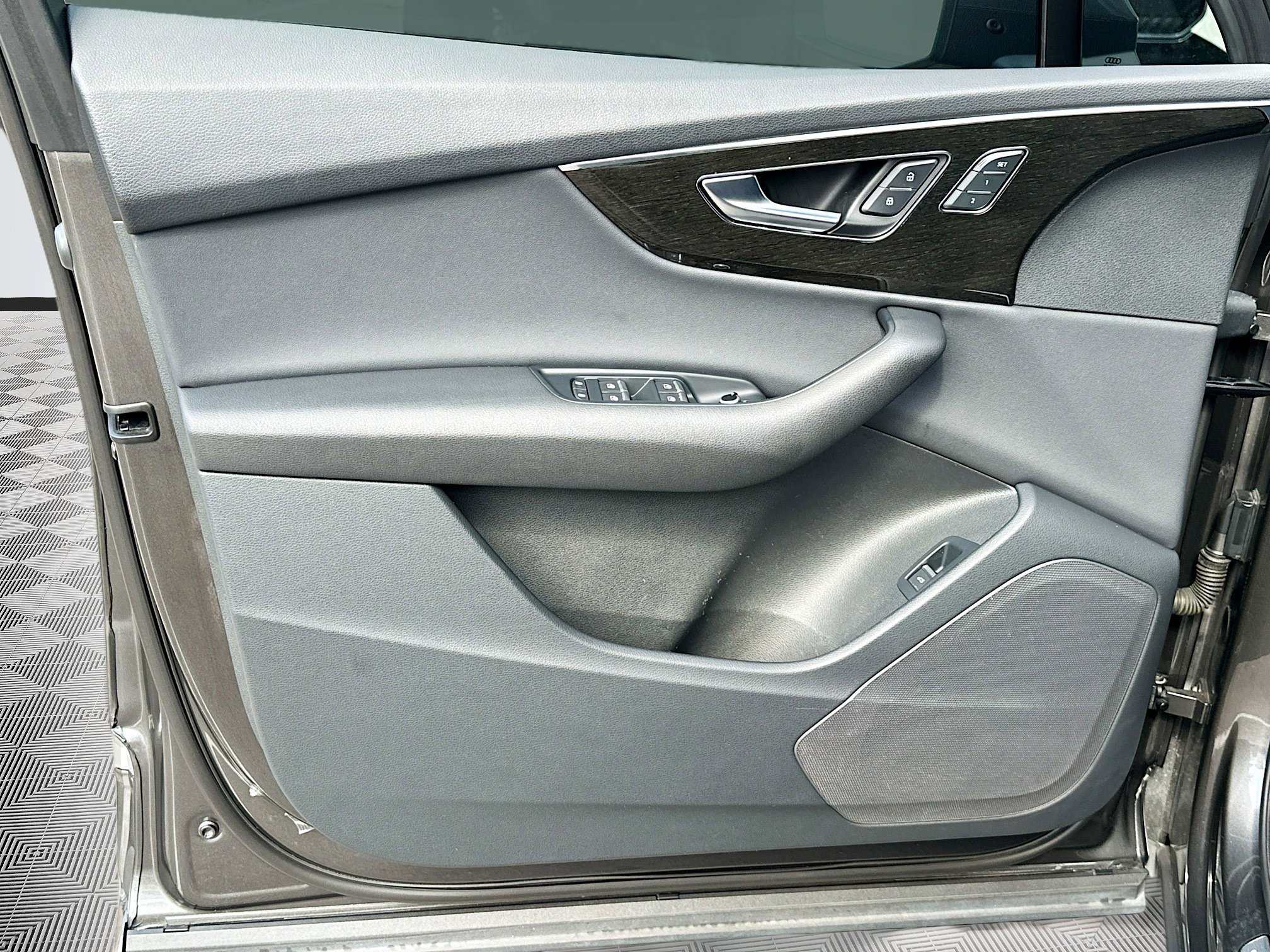 2023 Audi Q7 Premium photo 20