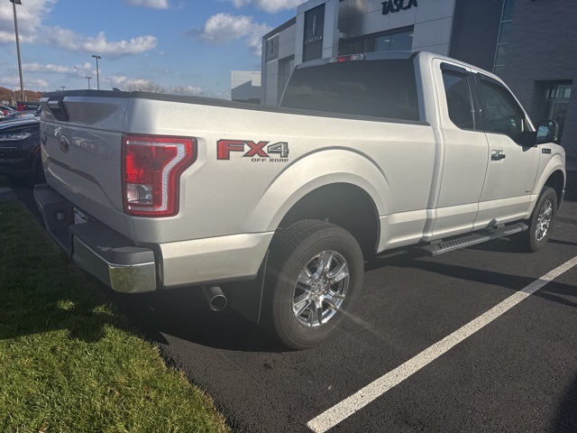 2016 Ford F-150 XLT photo 2