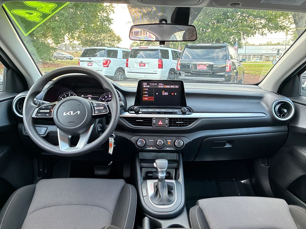 2024 Kia Forte LXS photo 12