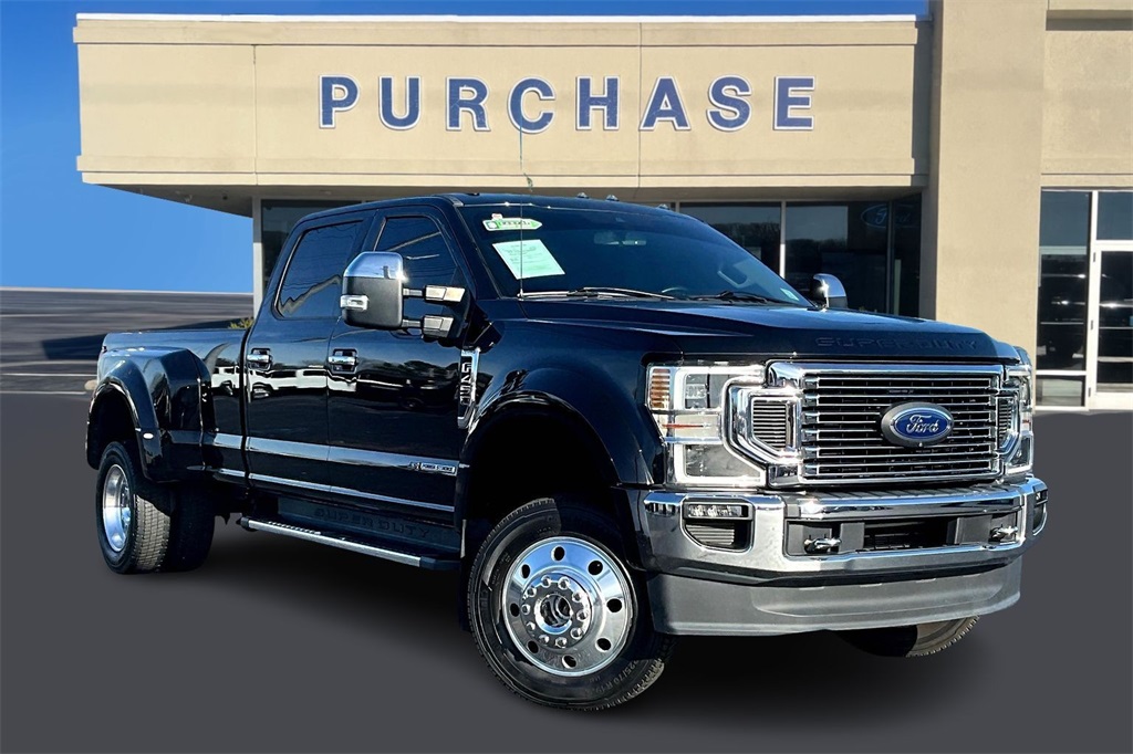 2020 Ford F-450 Super Duty Lariat's photo