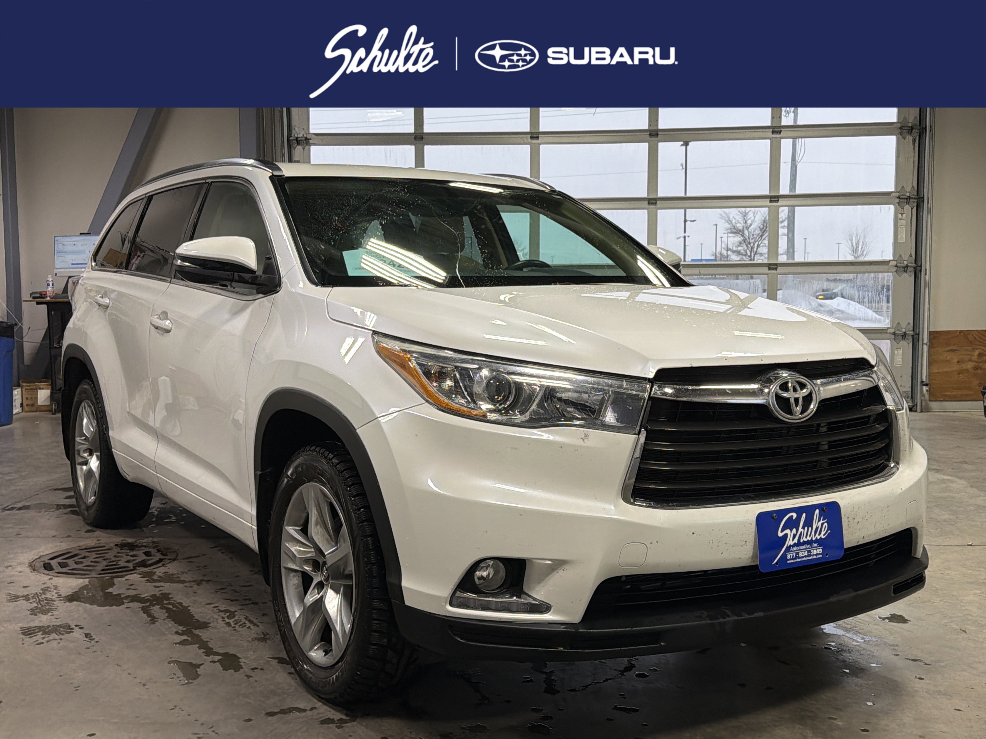 2016 Toyota Highlander Limited's photo