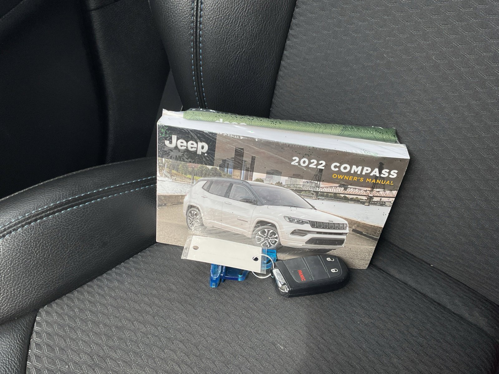 2022 Jeep Compass Latitude photo 18