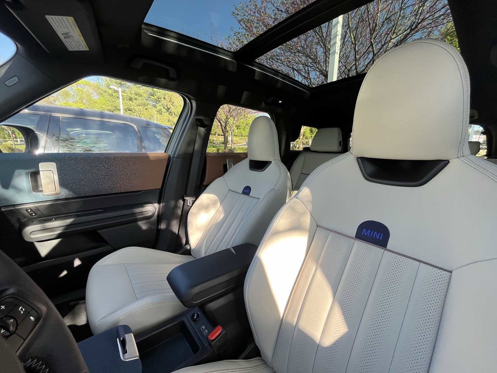 2025 Mini Cooper S ALL4 photo 14